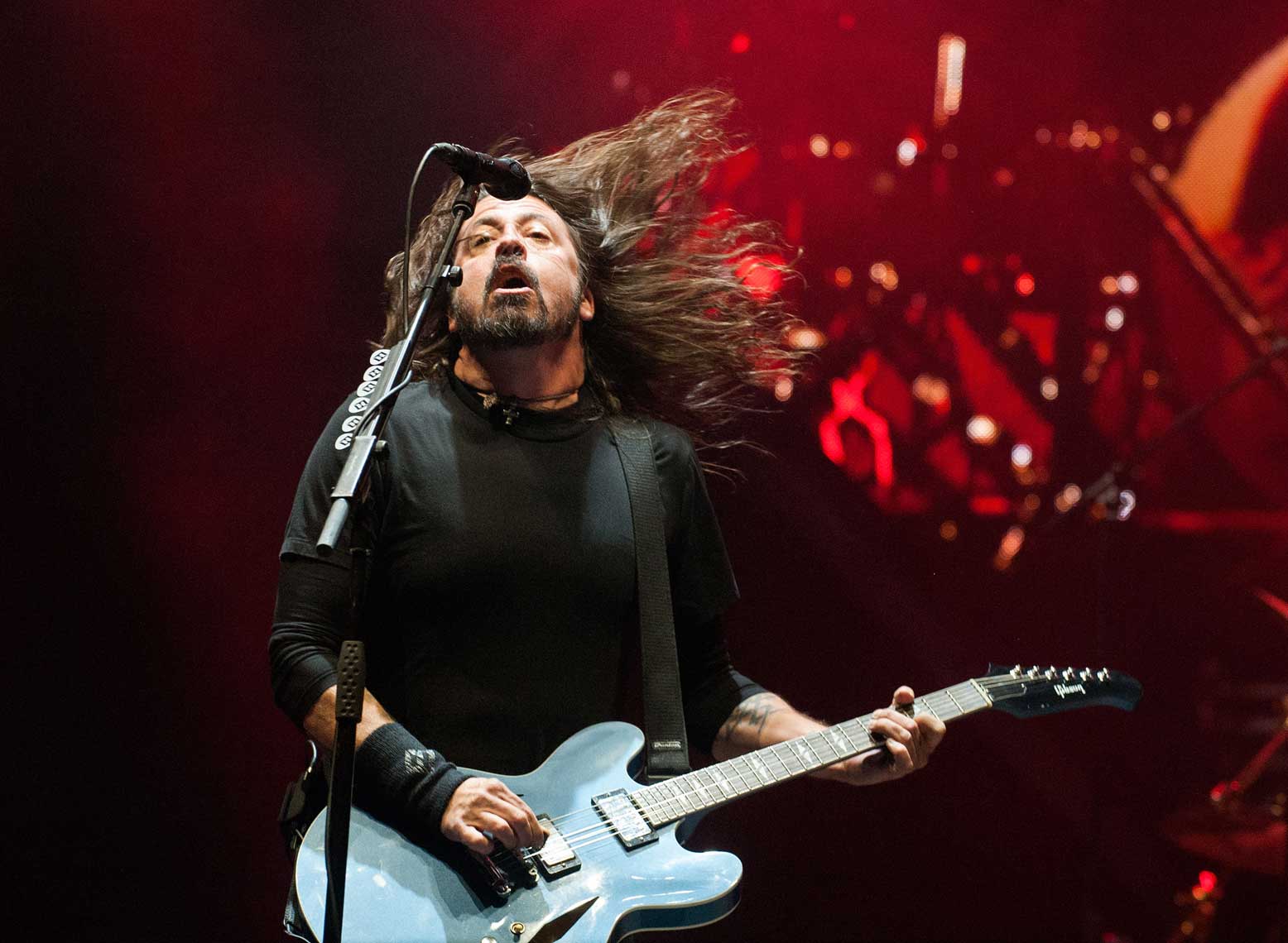 Foo-Fighters-David-Grohl-at-Voodoo-fest